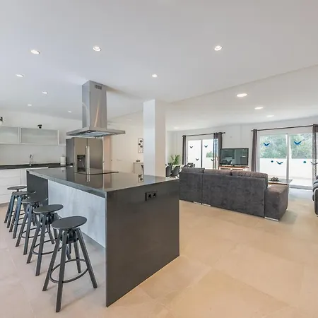 Bahia De Palma - Family Only Holiday home